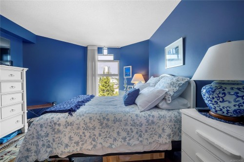 502-158 Promenade Dr, Nanaimo, BC - Indoor Photo Showing Bedroom
