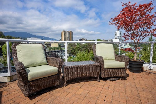 502-158 Promenade Dr, Nanaimo, BC - Outdoor With Deck Patio Veranda