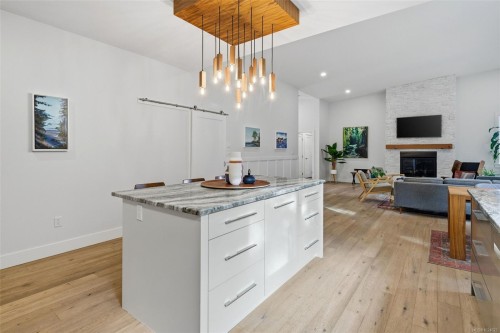 881 Hayden Pl, Mill Bay, BC 