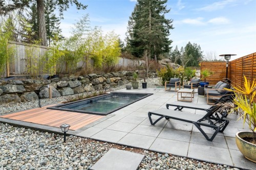 881 Hayden Pl, Mill Bay, BC 