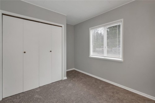 1260 Sayward Rd, Sayward, BC - Indoor Photo Showing Other Room
