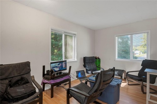 1260 Sayward Rd, Sayward, BC - Indoor