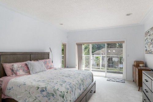 4652 Boulderwood Dr, Saanich, BC 