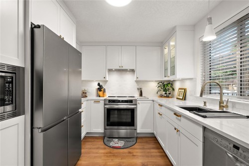 3574 Kelly Dawn Pl, Langford, BC 