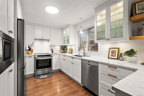 3574 Kelly Dawn Pl, Langford, BC 