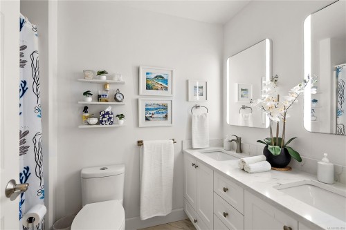 3574 Kelly Dawn Pl, Langford, BC 