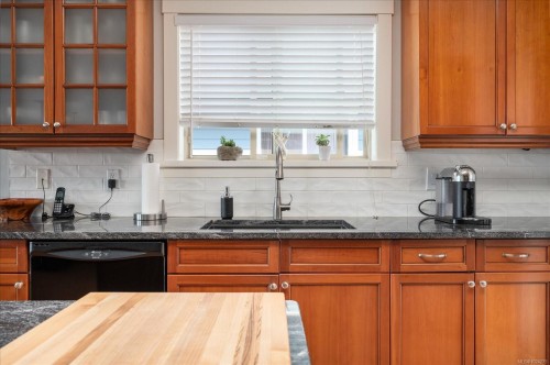 4567 Sheridan Ridge Rd, Nanaimo, BC 