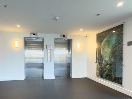 N312-1105 Pandora Ave, Victoria, BC - Indoor Photo Showing Other Room