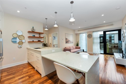 N312-1105 Pandora Ave, Victoria, BC - Indoor