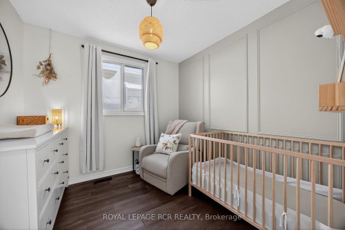 30 Longview Drive, Bradford West Gwillimbury, ON - Indoor Photo Showing Bedroom
