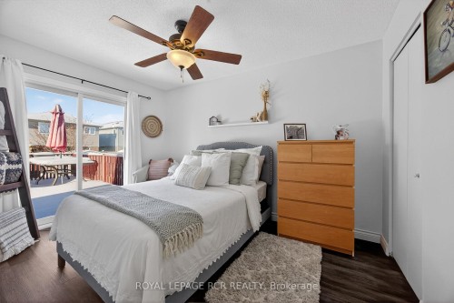 30 Longview Drive, Bradford West Gwillimbury, ON - Indoor Photo Showing Bedroom