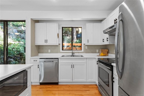 271 Woodhaven Dr, Nanaimo, BC 