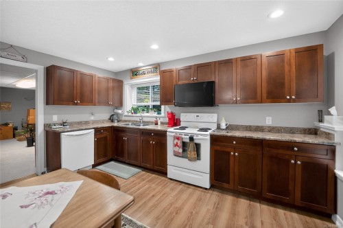 2760 Marvelle Pl, Nanaimo, BC 