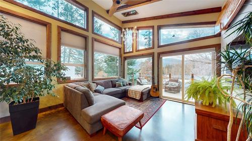 166 304Th Avenue, Kimberley, BC - Indoor