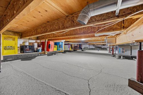 160-2330 Butt Road, West Kelowna, BC - Indoor