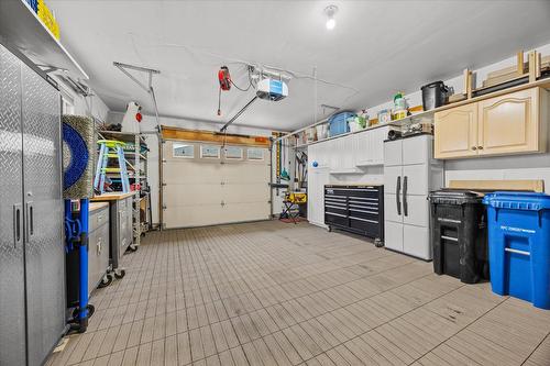 160-2330 Butt Road, West Kelowna, BC - Indoor Photo Showing Garage