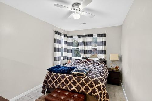 2848 Lower Glenrosa Road, West Kelowna, BC - Indoor Photo Showing Bedroom