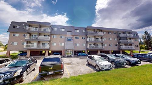 201-2011 2Nd Street, Cranbrook, BC - Outdoor With Facade