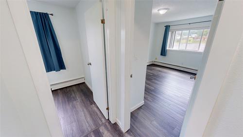 201-2011 2Nd Street, Cranbrook, BC - Indoor Photo Showing Other Room