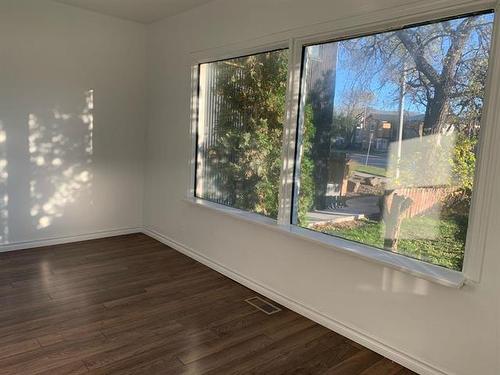 826 St Mary'S Rd, Winnipeg, MB 