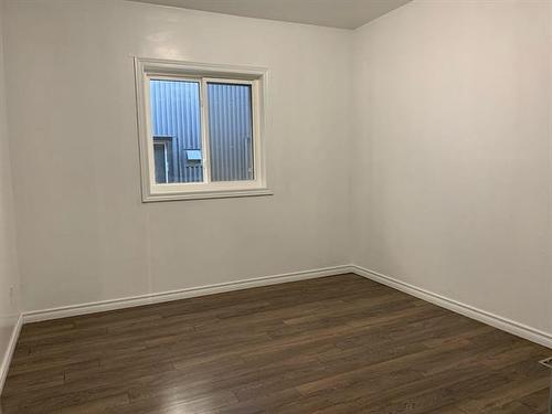 826 St Mary'S Rd, Winnipeg, MB 