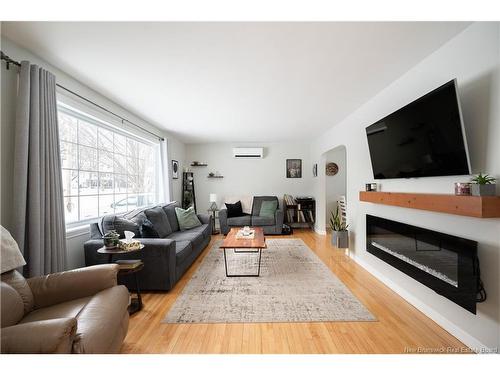 53 Fairview Dr, Moncton, NB 