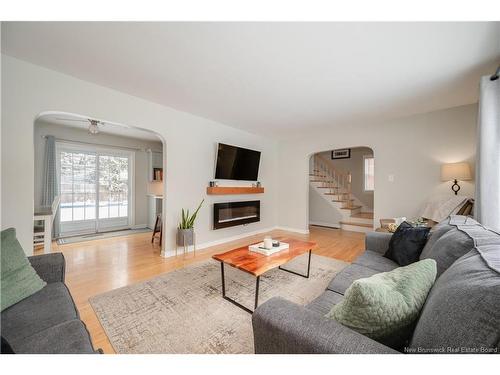 53 Fairview Dr, Moncton, NB 