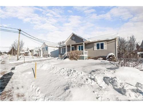 73 Shannon Dr, Moncton, NB 