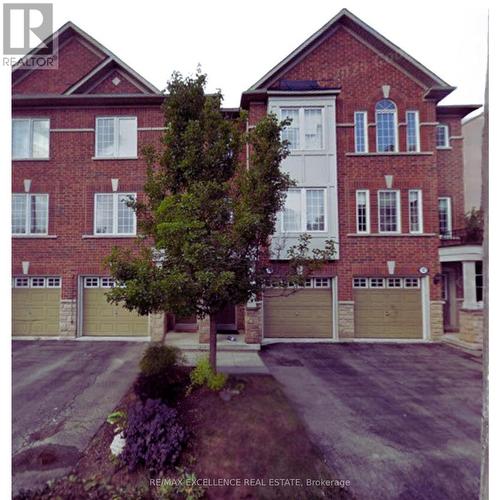10 SAND WEDGE LANE  Brampton, ON L6X 0H1