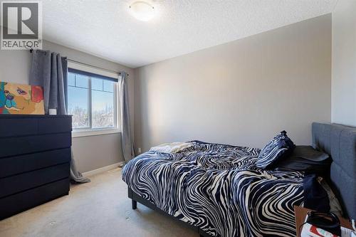98 Tuscany Estates Crescent Nw, Calgary, AB - Indoor Photo Showing Bedroom