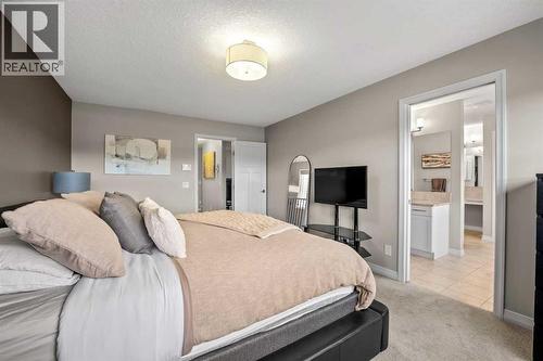 206 Mahogany Passage Se, Calgary, AB - Indoor Photo Showing Bedroom