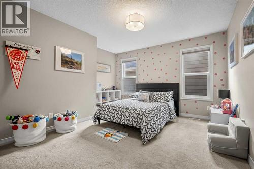 206 Mahogany Passage Se, Calgary, AB - Indoor Photo Showing Bedroom