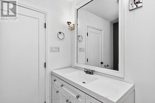 556 Champlain Road, Tiny, ON - Indoor Photo Showing Bathroom