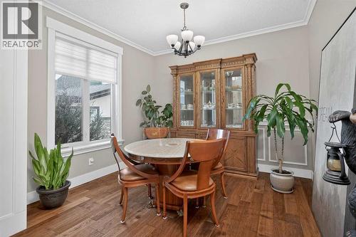 72 Rockcliff Grove Nw, Calgary, AB - Indoor Photo Showing Dining Room