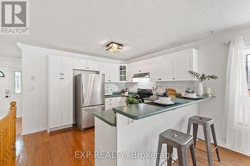 1036 Stone Cottage Crescent, Oshawa (Pinecrest), ON - Indoor Photo Showing Kitchen