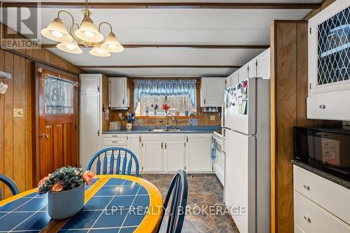 1023 Moon Road, Frontenac (Frontenac Centre), ON 