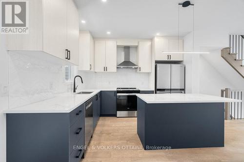 73 Parent Avenue, Ottawa, ON - Indoor Photo Showing Kitchen With Upgraded Kitchen