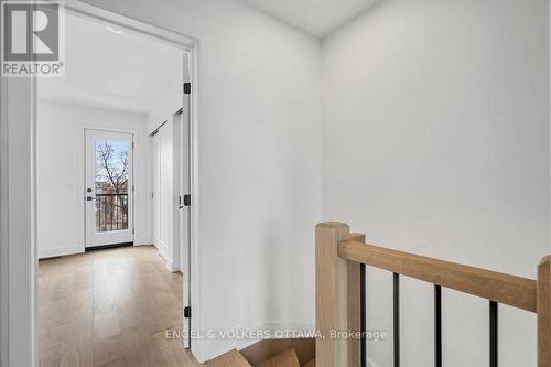 73 Parent Avenue, Ottawa, ON - Indoor Photo Showing Other Room