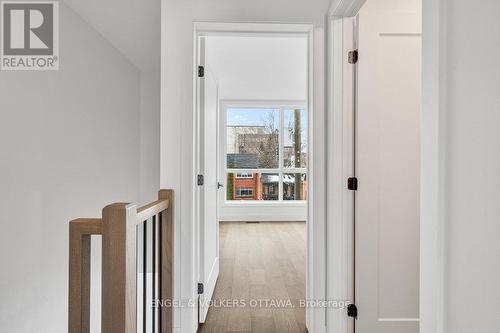 73 Parent Avenue, Ottawa, ON - Indoor Photo Showing Other Room