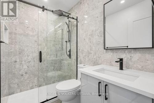 73 Parent Avenue, Ottawa, ON - Indoor Photo Showing Bathroom