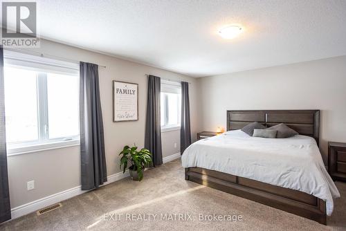 1117 Clement Court, Cornwall, ON - Indoor Photo Showing Bedroom