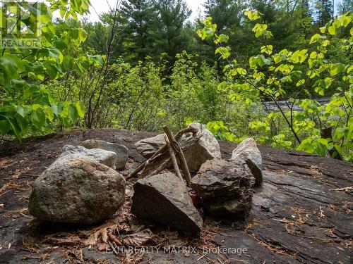 12654 Lanark Road, Greater Madawaska, ON 