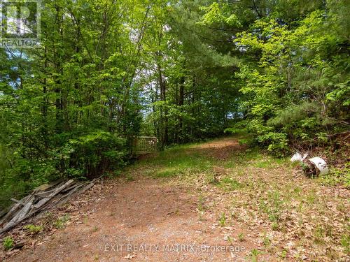 12654 Lanark Road, Greater Madawaska, ON 