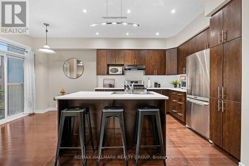 938 Fletcher Circle, Ottawa, ON - Indoor Photo Showing Kitchen With Stainless Steel Kitchen