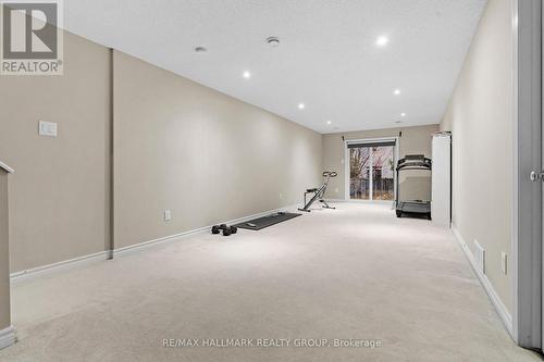 938 Fletcher Circle, Ottawa, ON - Indoor Photo Showing Other Room