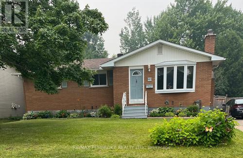 Summer - 41 Selkirk Street, Petawawa, ON - Outdoor