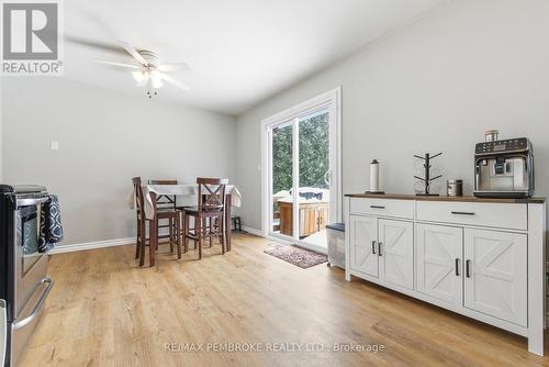 Kitchen/Dinning - 41 Selkirk Street, Petawawa, ON - Indoor