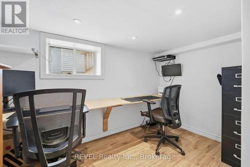 18 Lincoln Avenue, St. Catharines (Oakdale), ON - Indoor