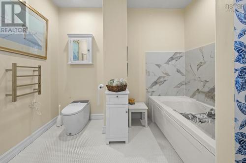 1205 2677 Gladstone Street, Halifax, NS - Indoor Photo Showing Bathroom