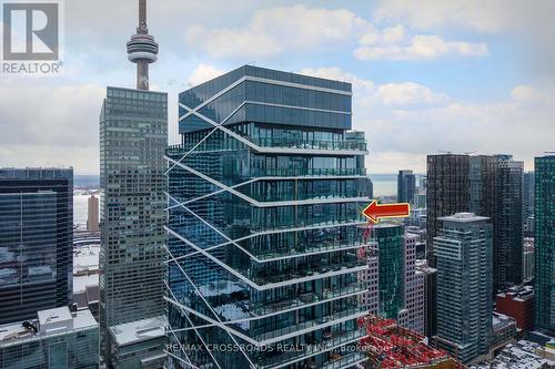 4401 - 224 King Street W, Toronto, ON - Outdoor